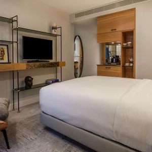 Camera con letto queen size